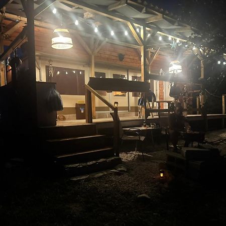 Karavana Tropicana Varna ภายนอก รูปภาพ