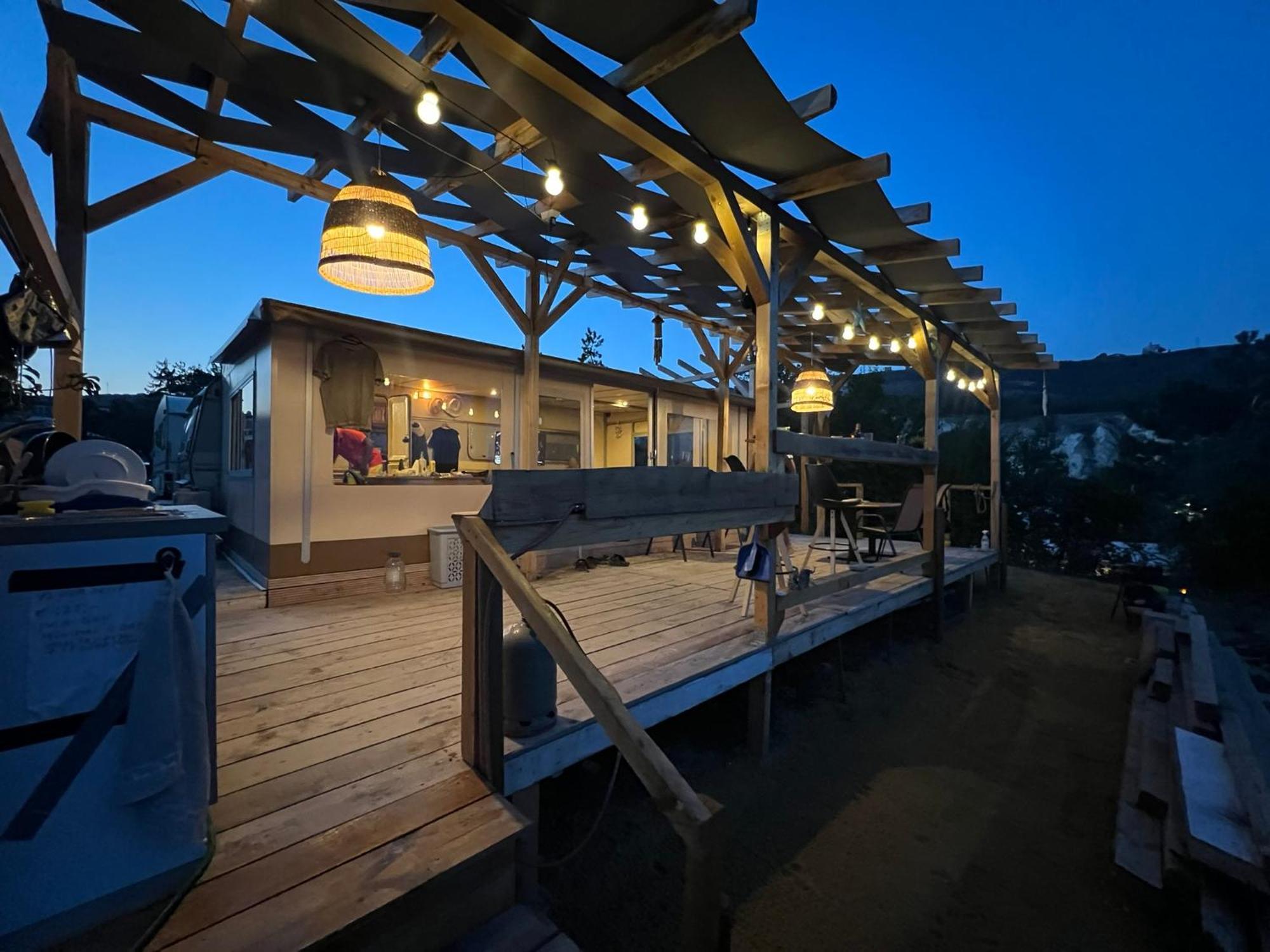 Karavana Tropicana Varna ภายนอก รูปภาพ